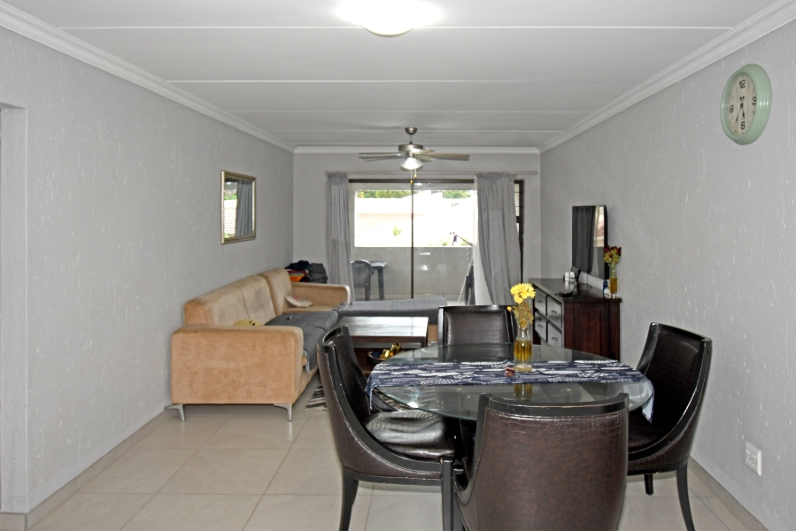 2 Bedroom Property for Sale in Sunninghill Gauteng