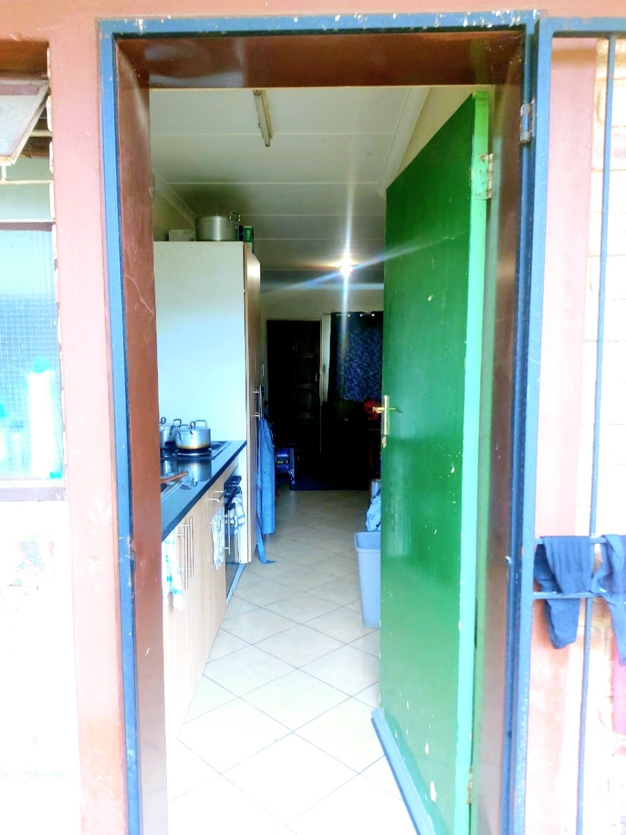 2 Bedroom Property for Sale in Olievenhoutbosch Gauteng