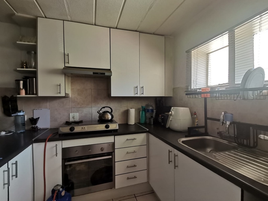 3 Bedroom Property for Sale in Oakdene Gauteng
