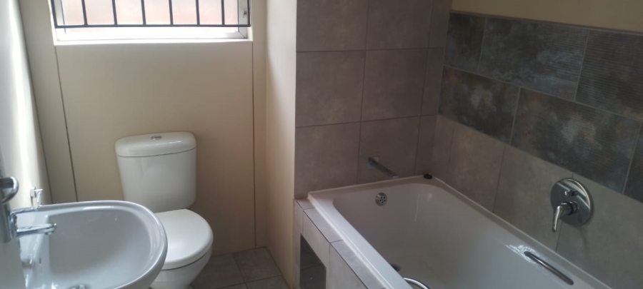 2 Bedroom Property for Sale in Salfin Gauteng