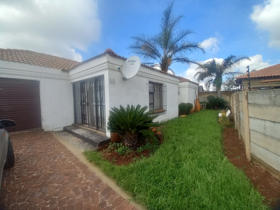 3 Bedroom Property for Sale in Leachville Ext 3 Gauteng