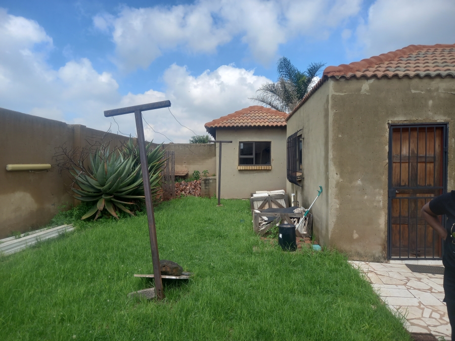 3 Bedroom Property for Sale in Leachville Ext 3 Gauteng