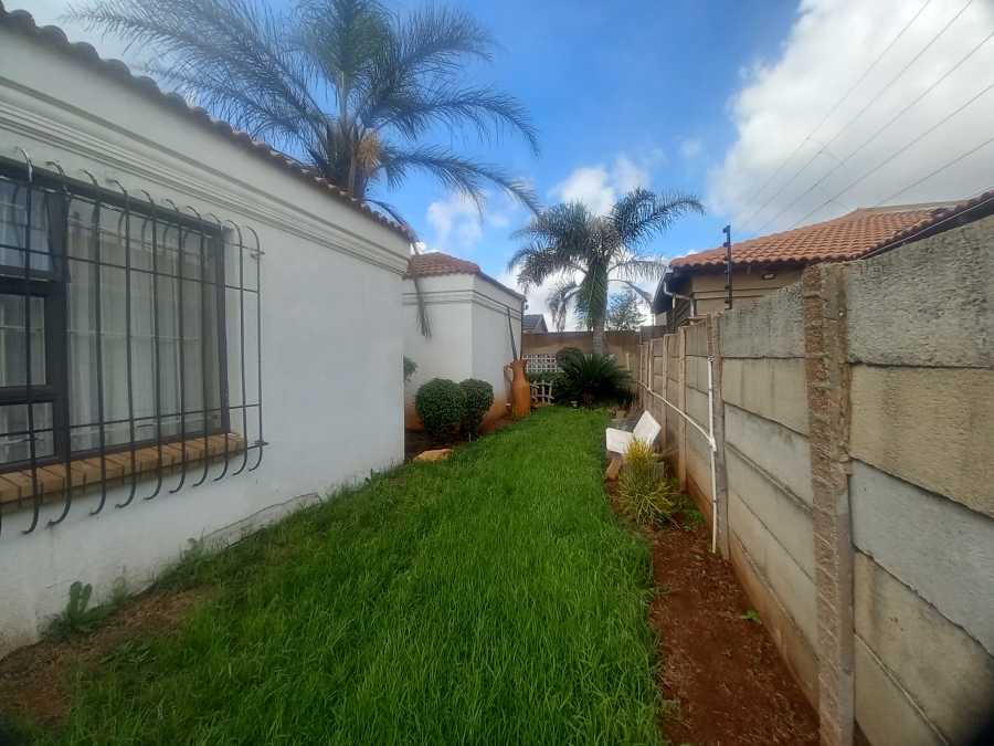 3 Bedroom Property for Sale in Leachville Ext 3 Gauteng