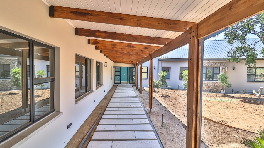 5 Bedroom Property for Sale in Kyalami Ah Gauteng