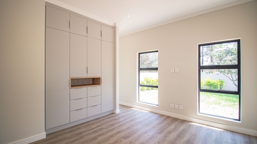 5 Bedroom Property for Sale in Kyalami Ah Gauteng