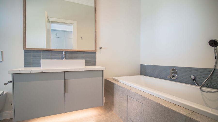 5 Bedroom Property for Sale in Kyalami Ah Gauteng