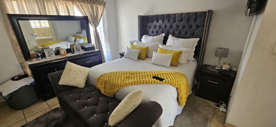 3 Bedroom Property for Sale in South Crest Gauteng