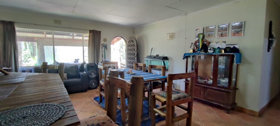 4 Bedroom Property for Sale in Mnandi Gauteng