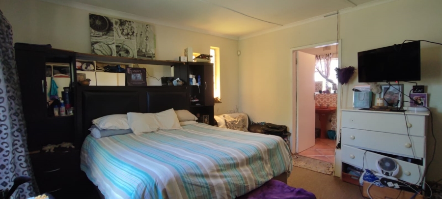 4 Bedroom Property for Sale in Mnandi Gauteng