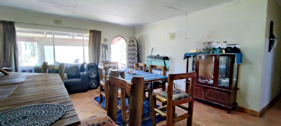 4 Bedroom Property for Sale in Mnandi Gauteng