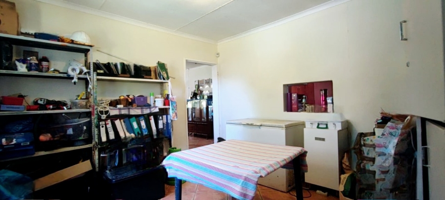 4 Bedroom Property for Sale in Mnandi Gauteng