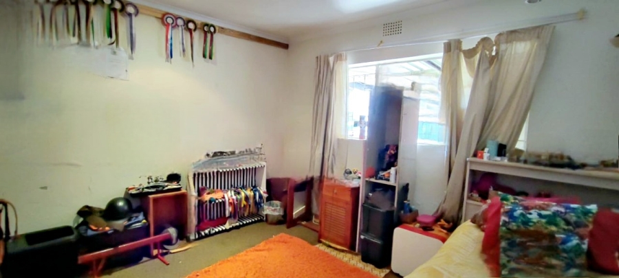 4 Bedroom Property for Sale in Mnandi Gauteng