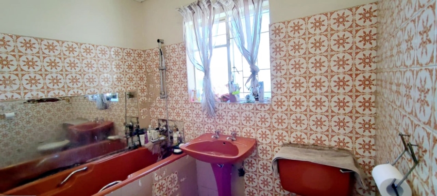4 Bedroom Property for Sale in Mnandi Gauteng