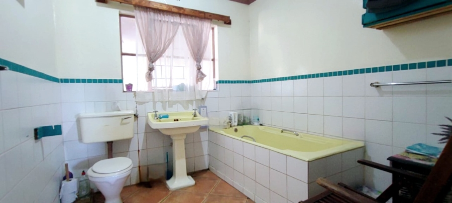 4 Bedroom Property for Sale in Mnandi Gauteng