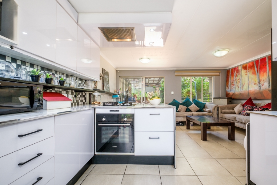 3 Bedroom Property for Sale in Northwold Gauteng