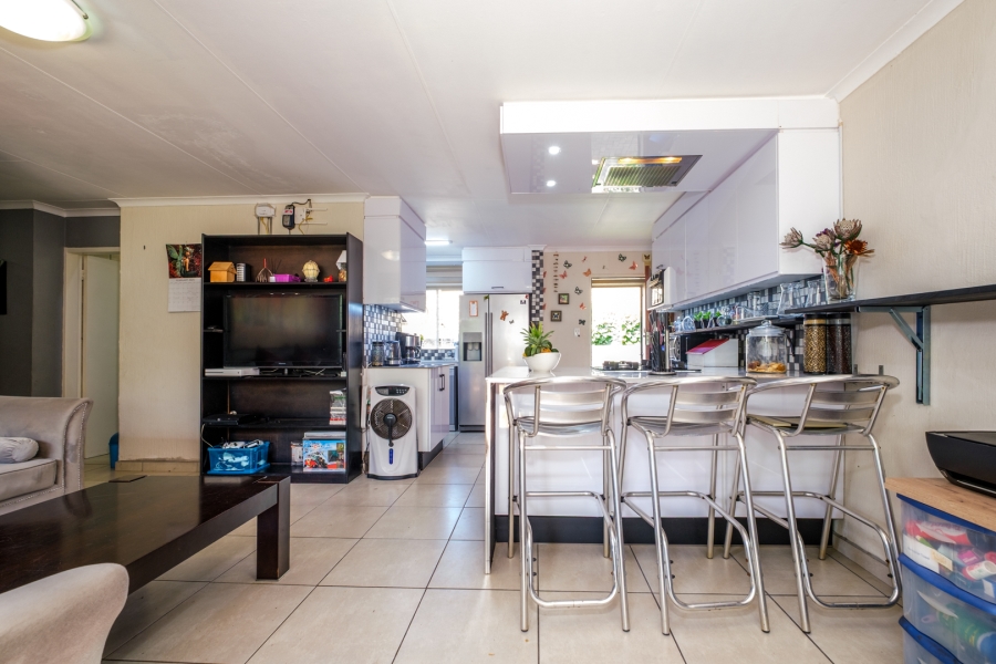 3 Bedroom Property for Sale in Northwold Gauteng
