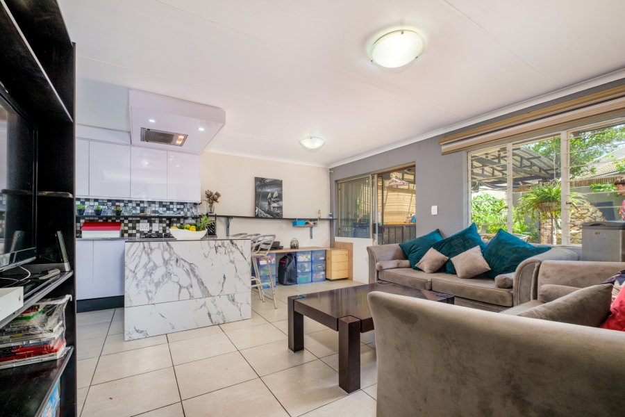 3 Bedroom Property for Sale in Northwold Gauteng