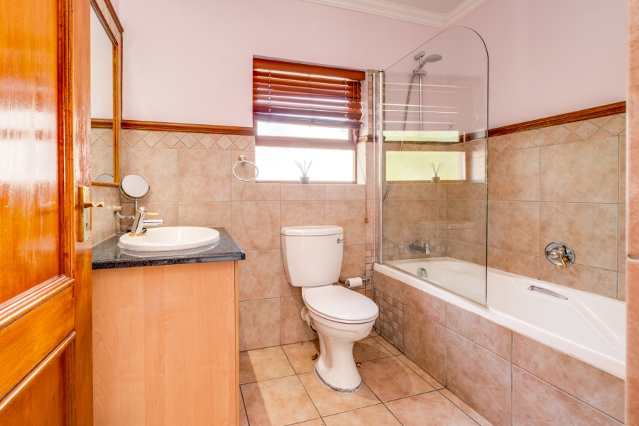 3 Bedroom Property for Sale in Sunninghill Gauteng