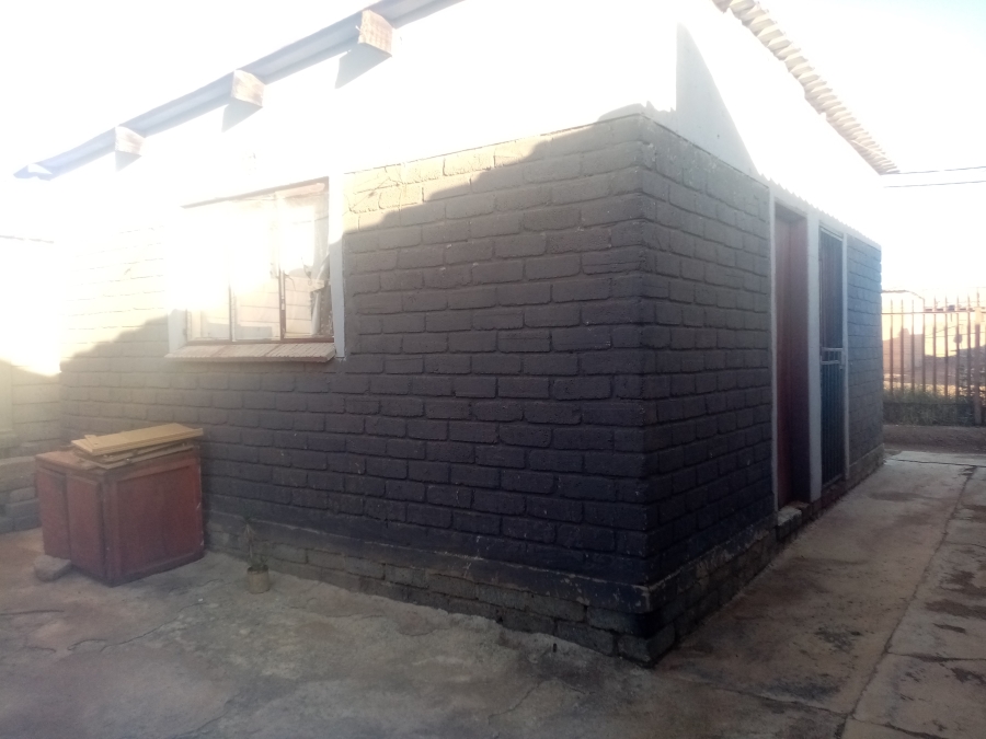 3 Bedroom Property for Sale in Langaville Gauteng