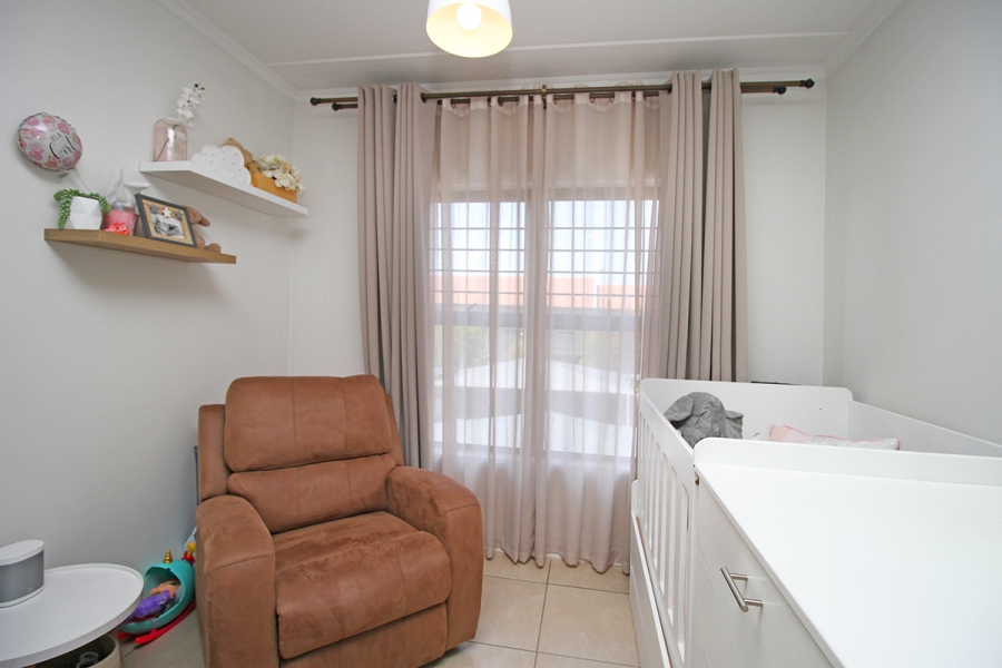 To Let 3 Bedroom Property for Rent in Greenstone Hill Gauteng