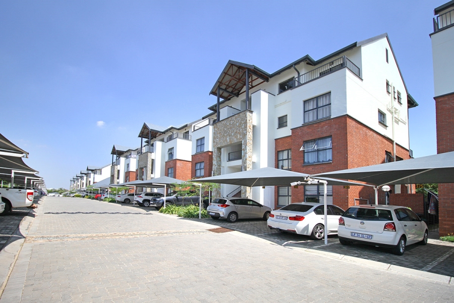 To Let 3 Bedroom Property for Rent in Greenstone Hill Gauteng