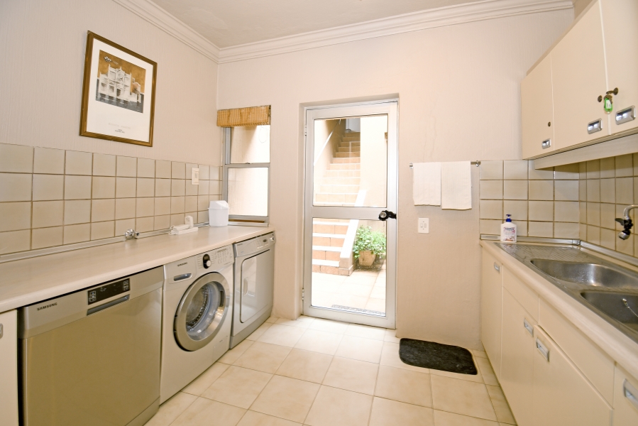 3 Bedroom Property for Sale in Illovo Gauteng