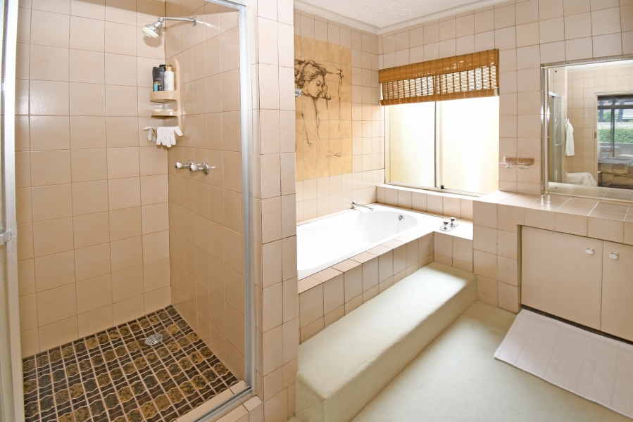 3 Bedroom Property for Sale in Illovo Gauteng