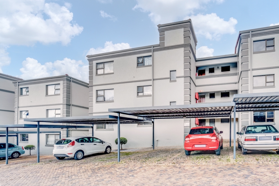 2 Bedroom Property for Sale in Sunninghill Gauteng