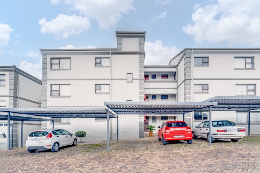 2 Bedroom Property for Sale in Sunninghill Gauteng