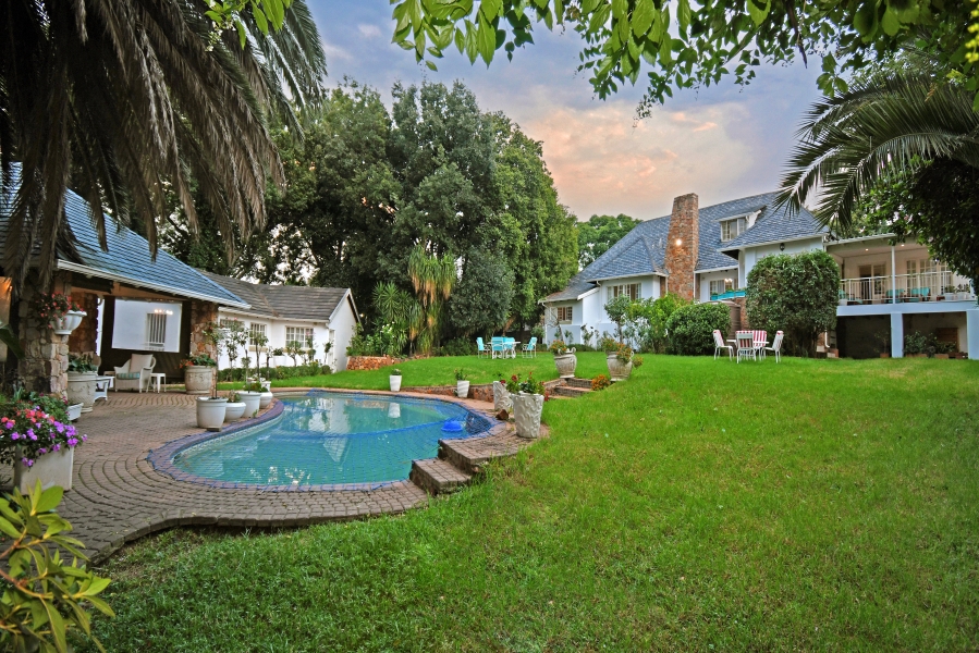 6 Bedroom Property for Sale in Blackheath Gauteng