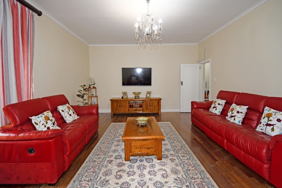 6 Bedroom Property for Sale in Blackheath Gauteng