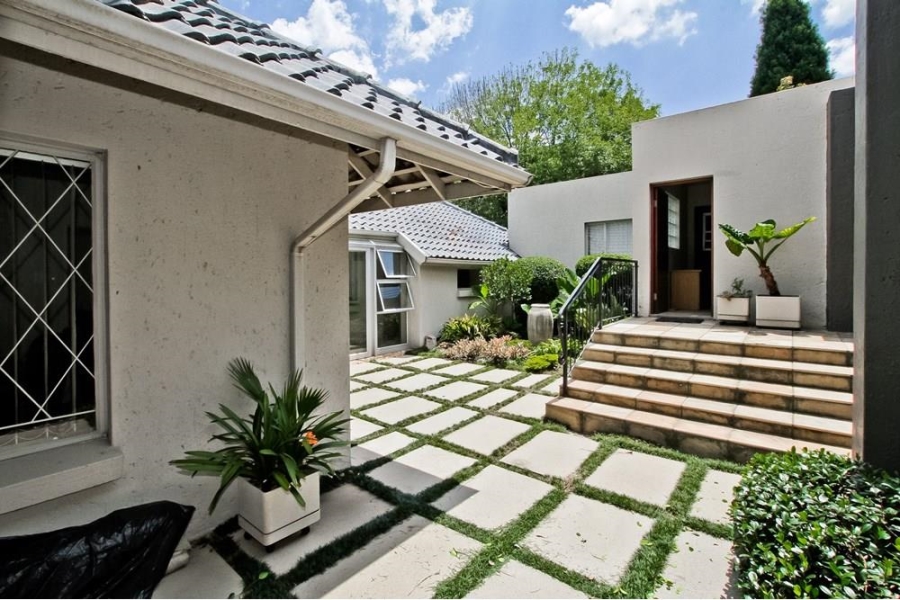 Commercial Property for Sale in Rosebank Gauteng