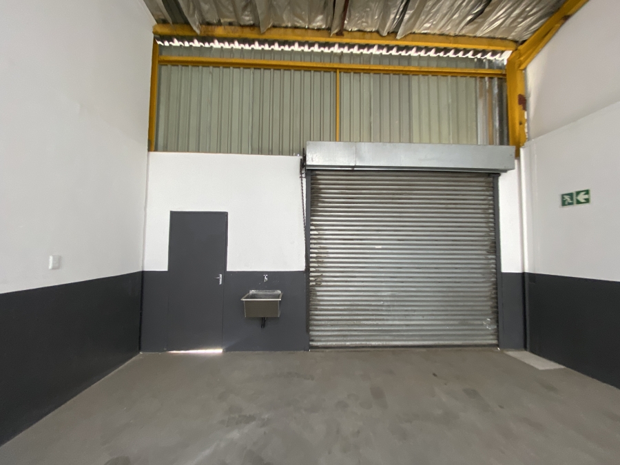 To Let commercial Property for Rent in Halfway House Gauteng