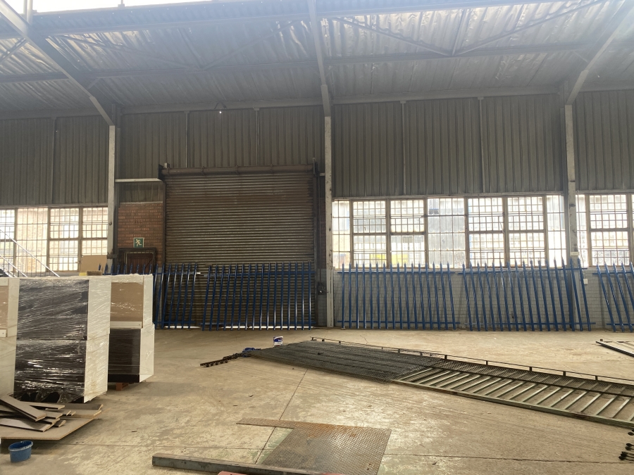 Commercial Property for Sale in Clayville Gauteng