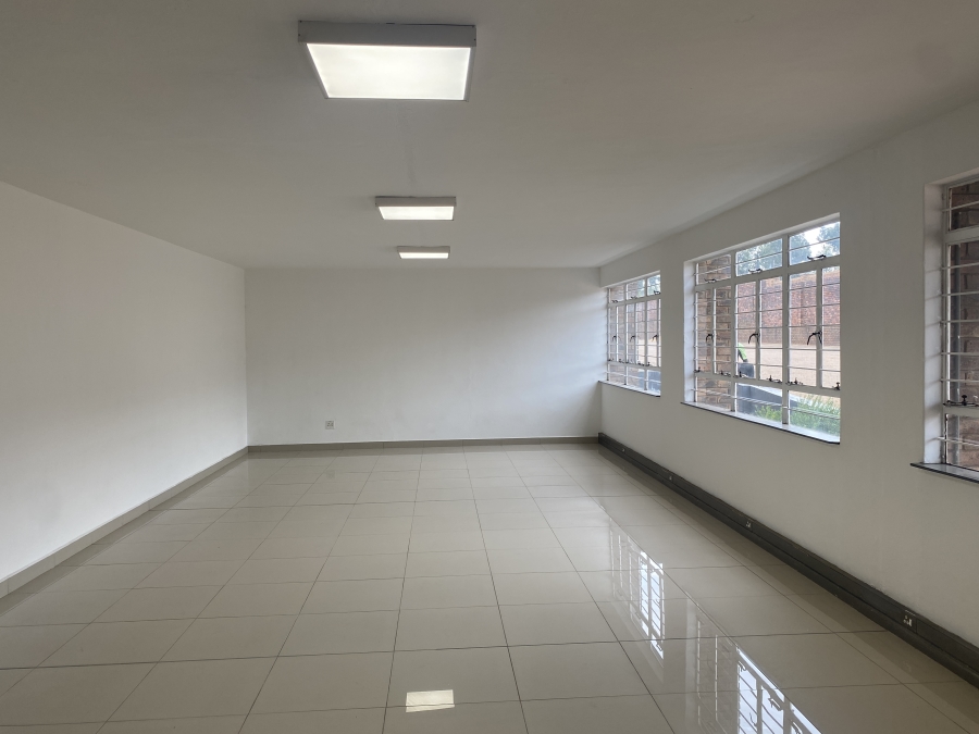 Commercial Property for Sale in Clayville Gauteng