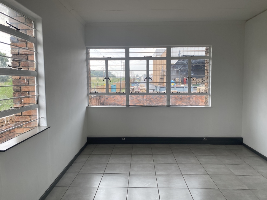 Commercial Property for Sale in Clayville Gauteng