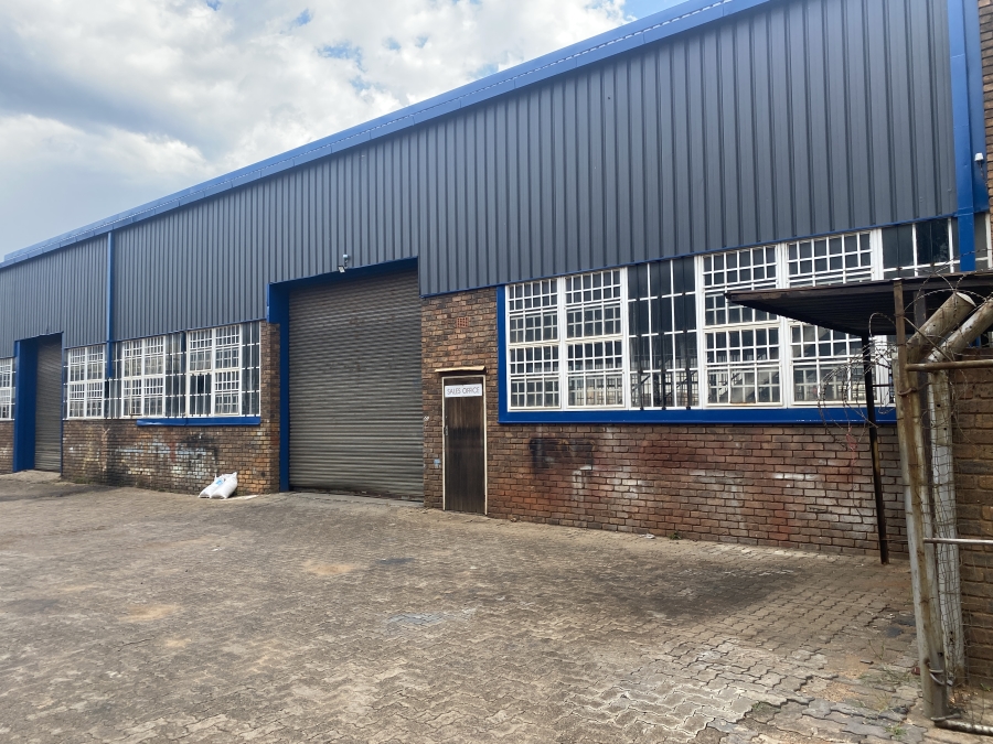 Commercial Property for Sale in Clayville Gauteng