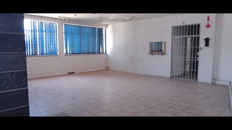 To Let commercial Property for Rent in Benrose Gauteng