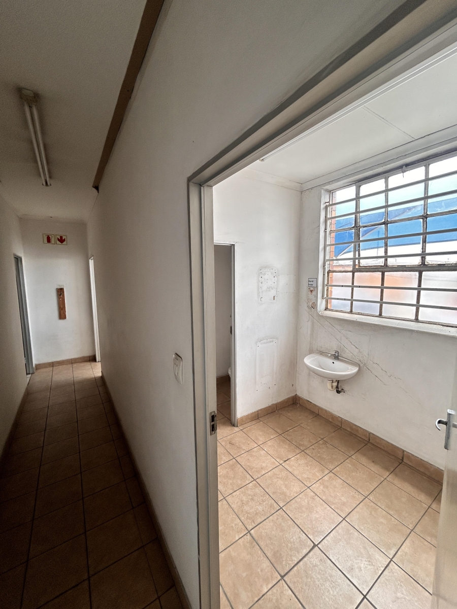0 Bedroom Property for Sale in Anderbolt Gauteng