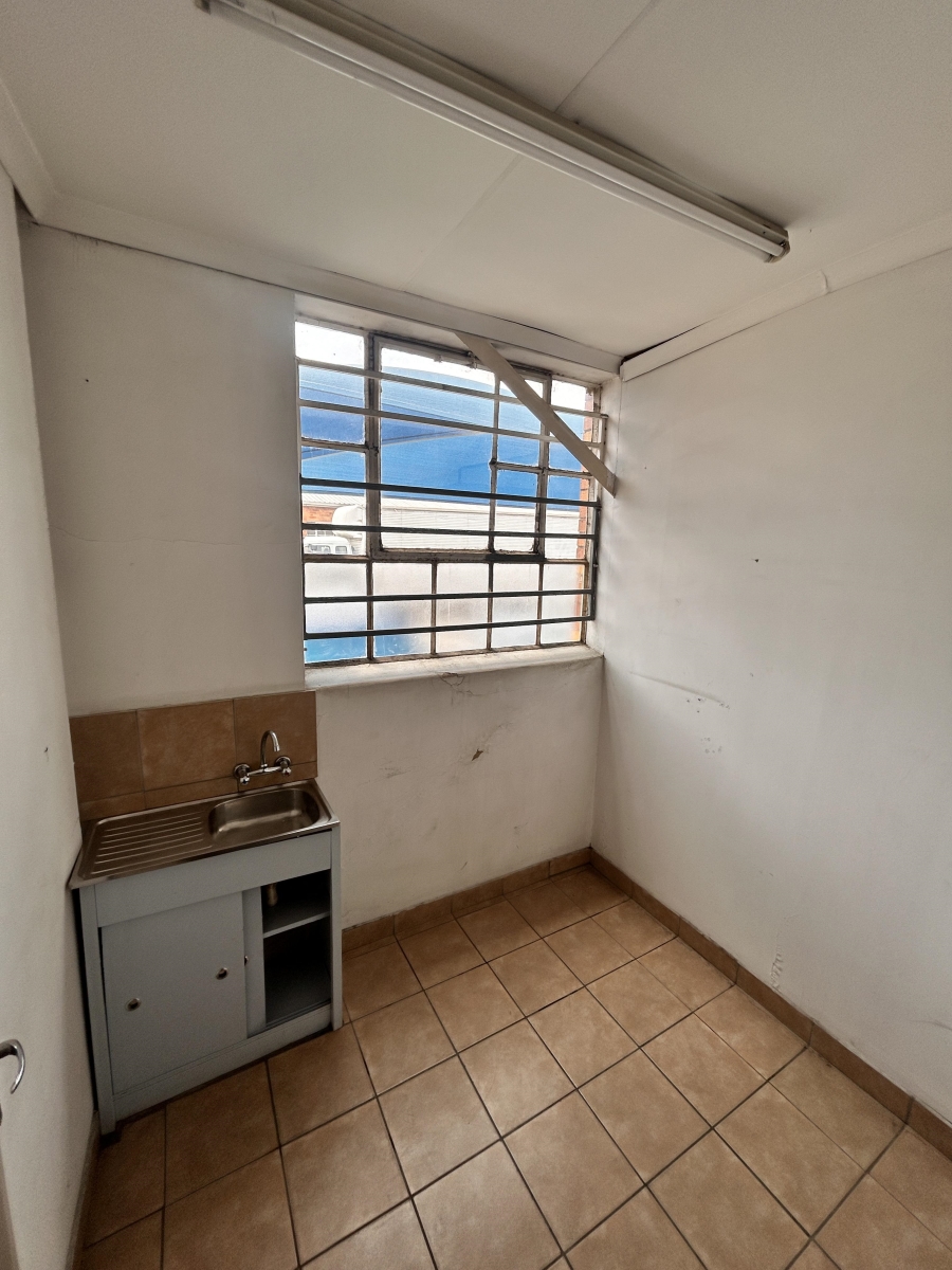0 Bedroom Property for Sale in Anderbolt Gauteng