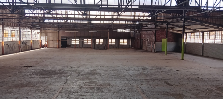 To Let commercial Property for Rent in Benrose Gauteng