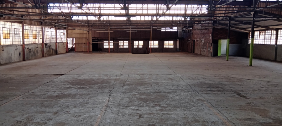 To Let commercial Property for Rent in Benrose Gauteng