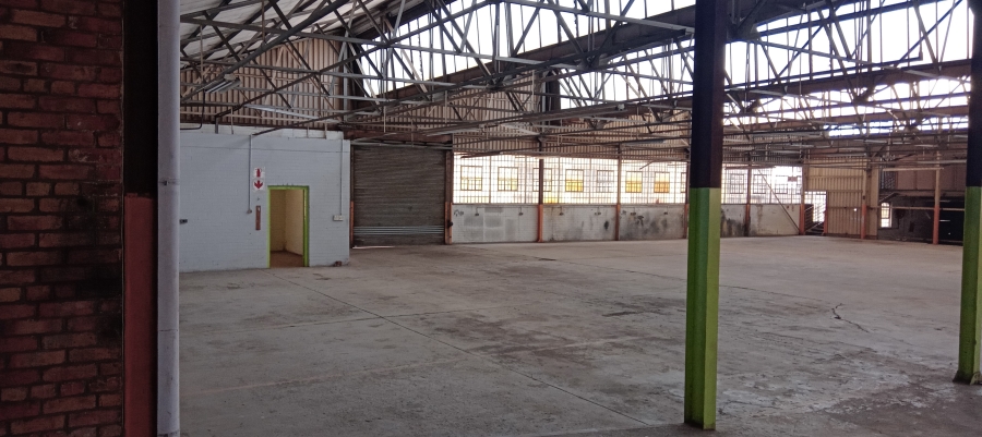 To Let commercial Property for Rent in Benrose Gauteng