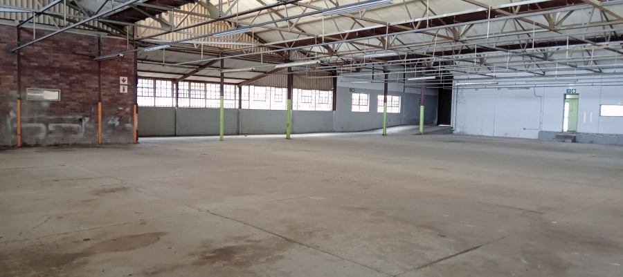 To Let commercial Property for Rent in Benrose Gauteng