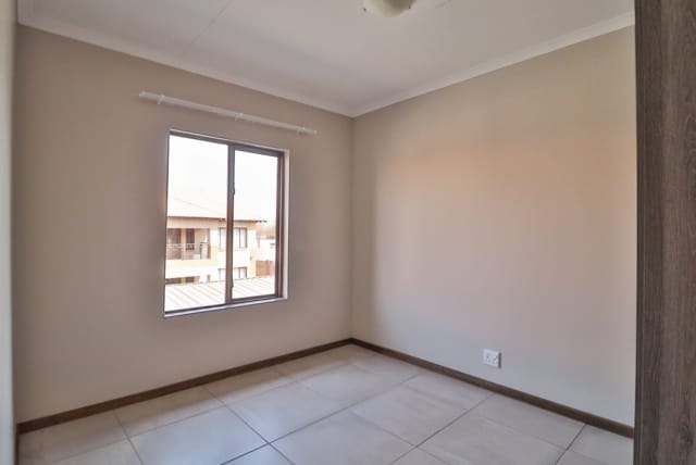 To Let 2 Bedroom Property for Rent in Kenleaf Gauteng