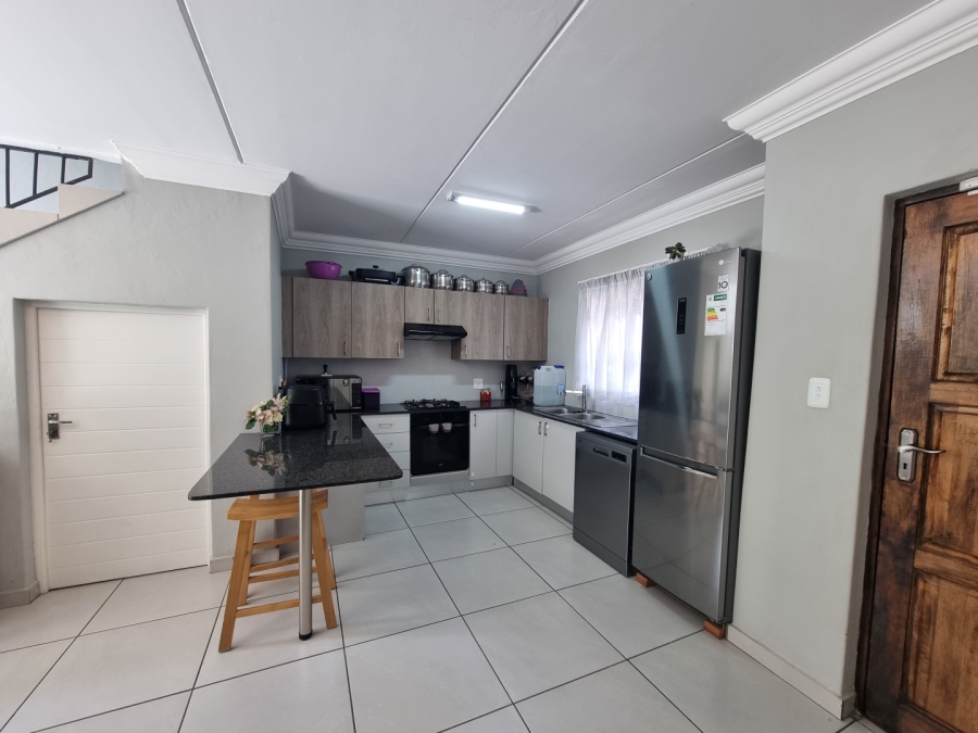 3 Bedroom Property for Sale in Ferndale Gauteng