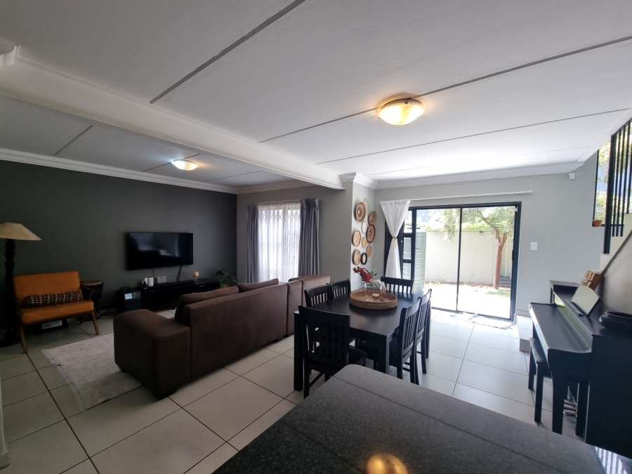 3 Bedroom Property for Sale in Ferndale Gauteng