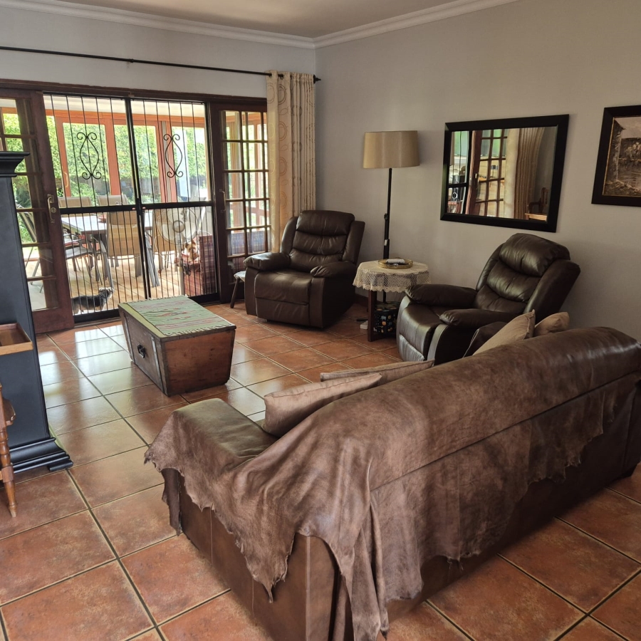 4 Bedroom Property for Sale in Eldoraigne Gauteng