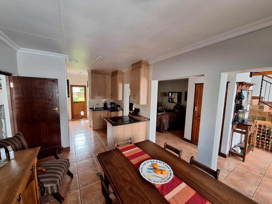 4 Bedroom Property for Sale in Eldoraigne Gauteng