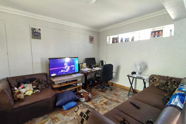 To Let 1 Bedroom Property for Rent in Waverley Gauteng